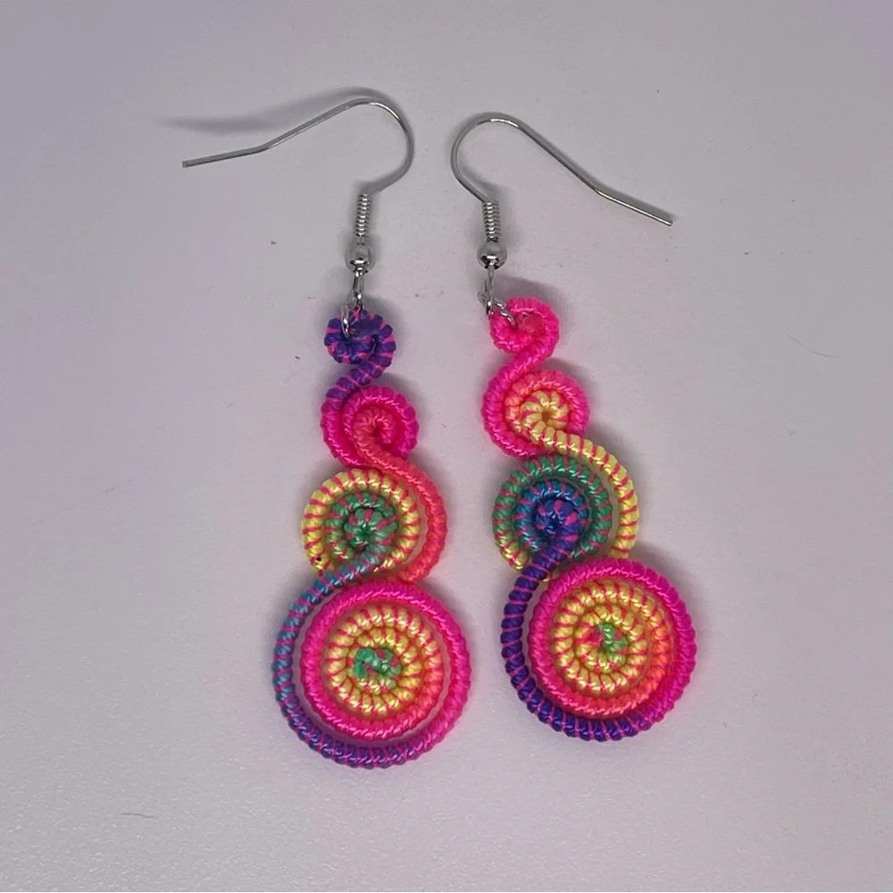 Multicolor retro spiral swirl drop earrings